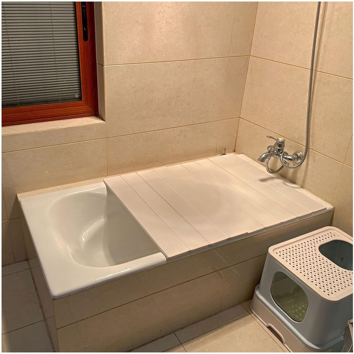Bathtub Tray Folding PVC Bathtub Cover Shutter Bath Lid, Bathtub Dust Board Insulation Cover, White Bathtub Tray for Books Phone Tablet, 0.6cm Thickness Multifunctional (Color : White, Size