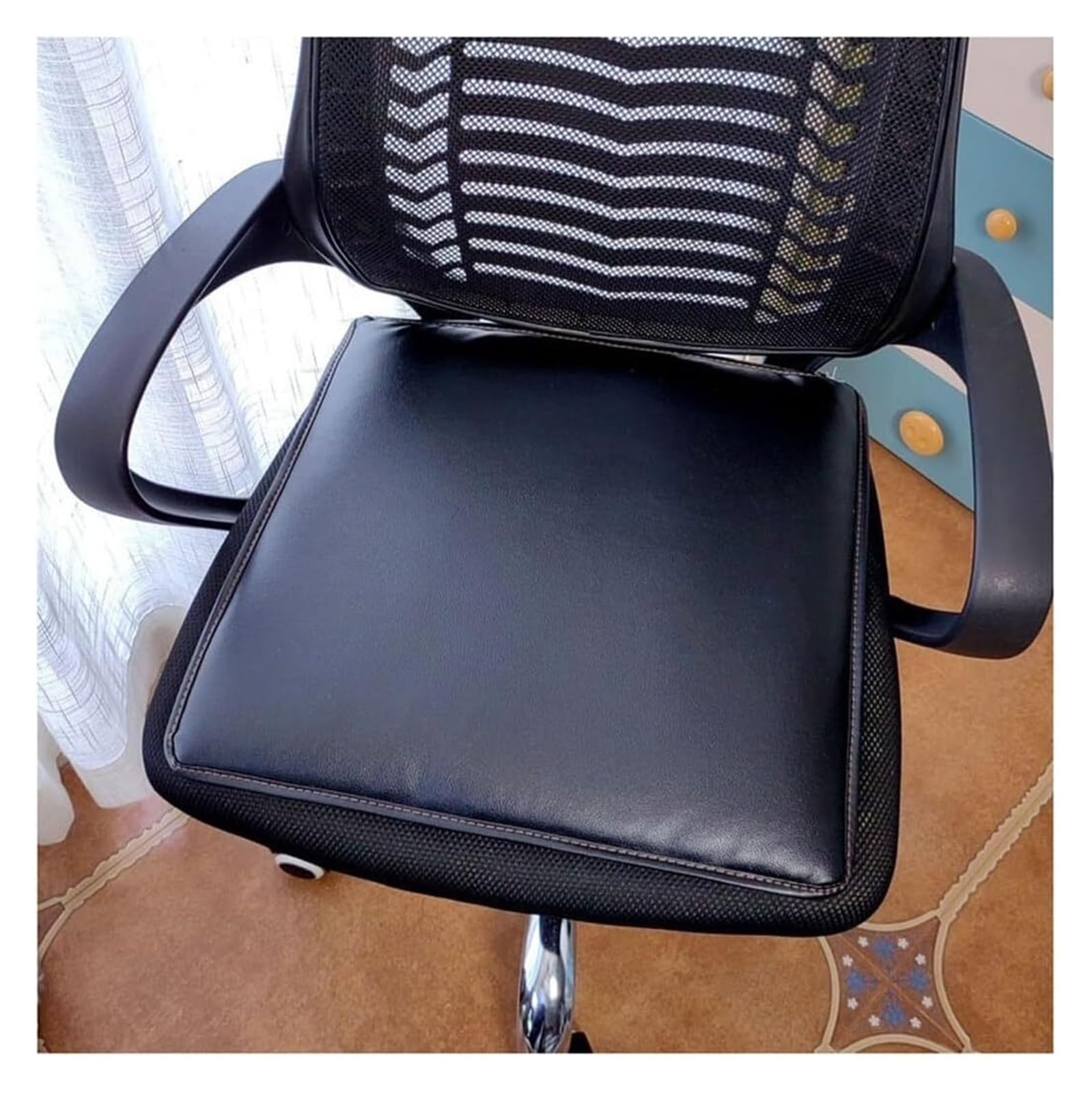 ksxnkhk (Set Of 1/2/4) Waterproof Faux Leather Seat Cushion, Dining Chair Cushion Non-slip Office Chairs Square Cushions(Black,45 * 45cm(Set 4))
