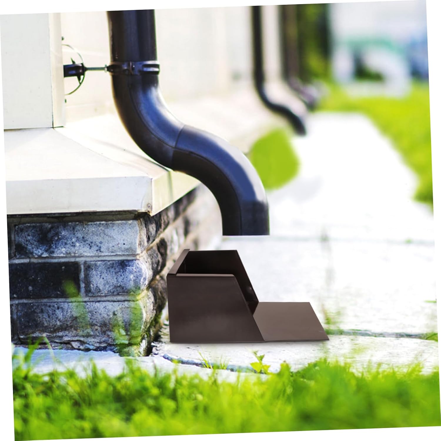 Uonlytech Aluminum Gutter Splash Guard Tray for Rainwater Collection Decorative Downspout Diverter Pan Waterproof Drainage System for Landscape Protection