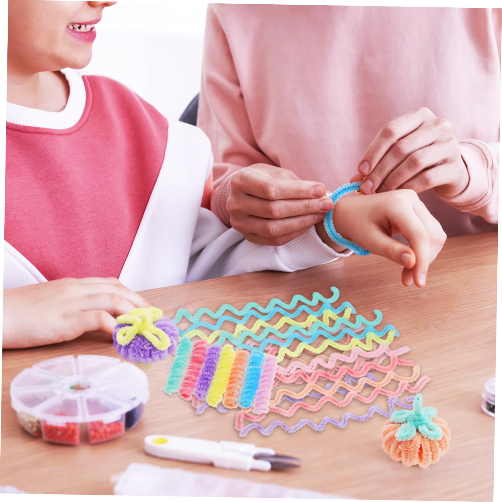 DIYEAH 900stücke Pfeifenreiniger Chenilledraht Bastelsticks Für Kreative -projekte Lang Weich Und Biegsam Bastelmaterial Für Blumen Und Dekorationen