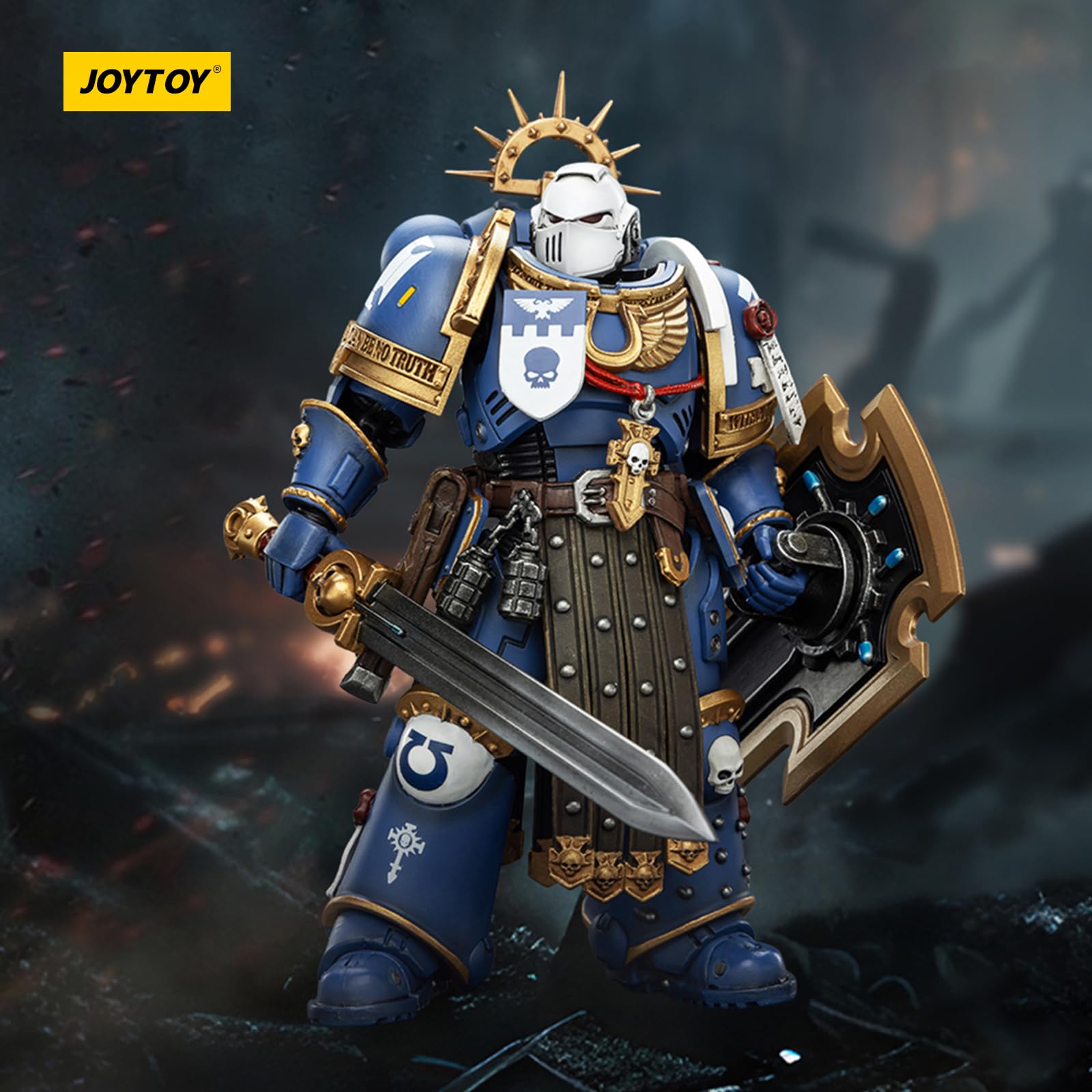 JOYTOY Warhammer 40k Ultramarines Torvald con Spada del Potere, Scudo Tempesta e Pistola a Impulsi 1/18 Figura d'Azione da Collezione e Modello da Esposizione