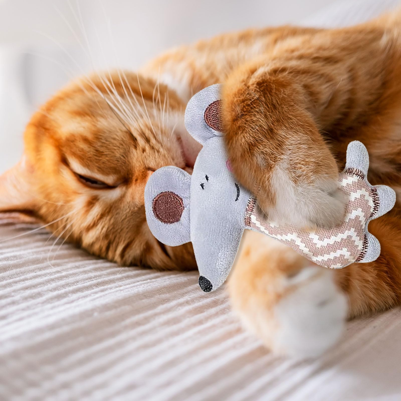 Moguri 4 szt. zabawki z kocimiętką, zabawka dla kota z kocimiętką, zabawka dla kota do samodzielnej zabawy Catnip Toy Cat Toys, poduszka z kocimiętką pluszowa zabawka dla kotów