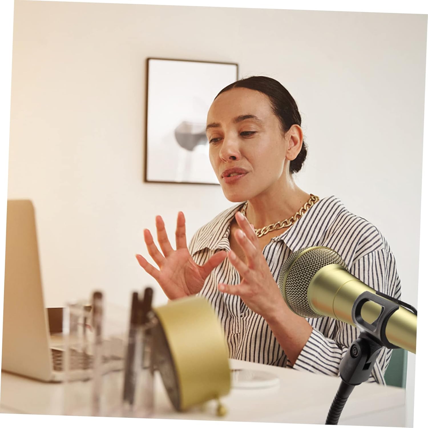 BESPORTBLE Adjustable Floor Mic Stand Durable Tripod Microphone Holder for Stage Performance Podcasting Live Broadcasting Sturdy Stable Design for Comfort and Reliability