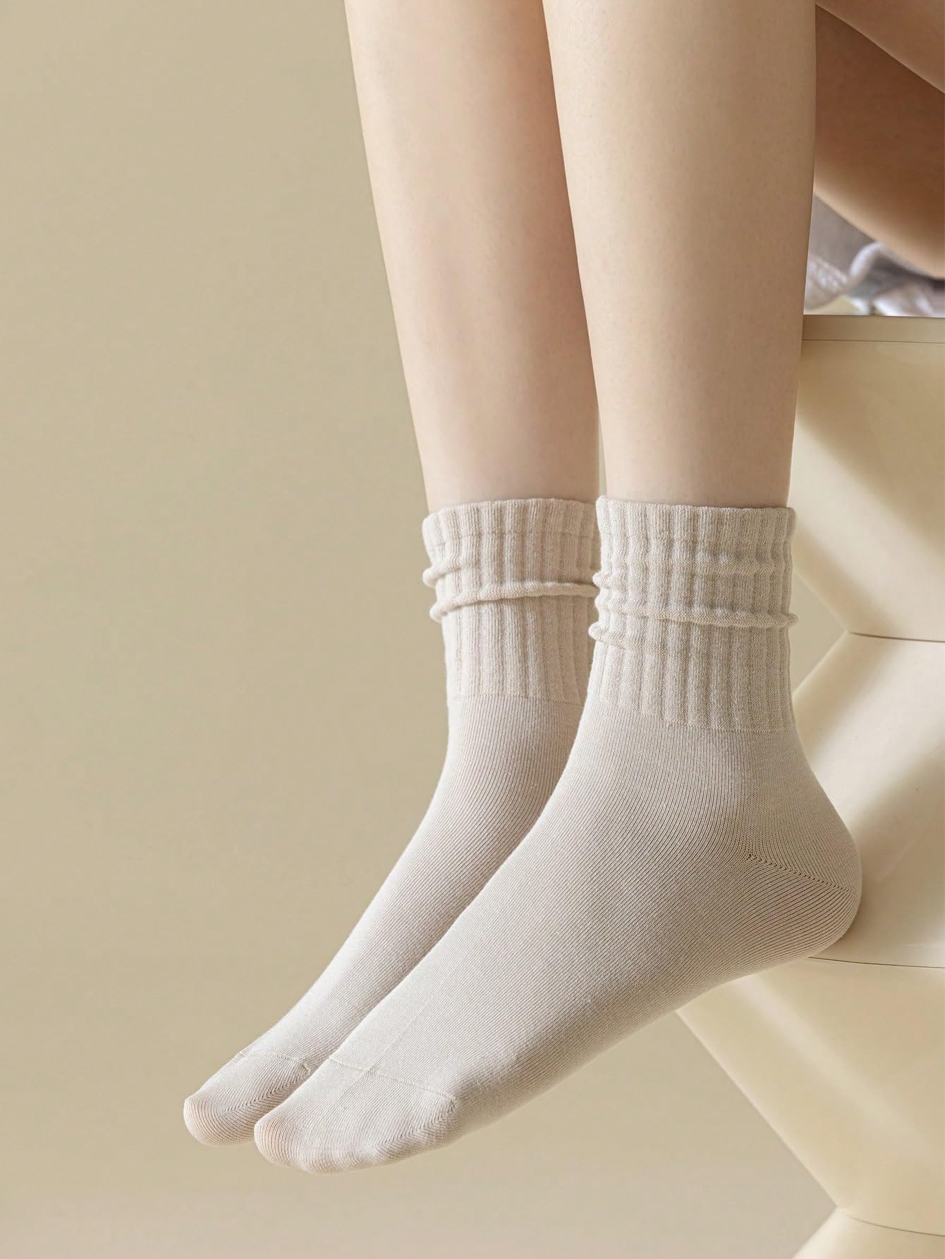 WDIRARA Women's 5 Pieces Socks Breathable Lightweight Crew Socks Multicolor 33-36