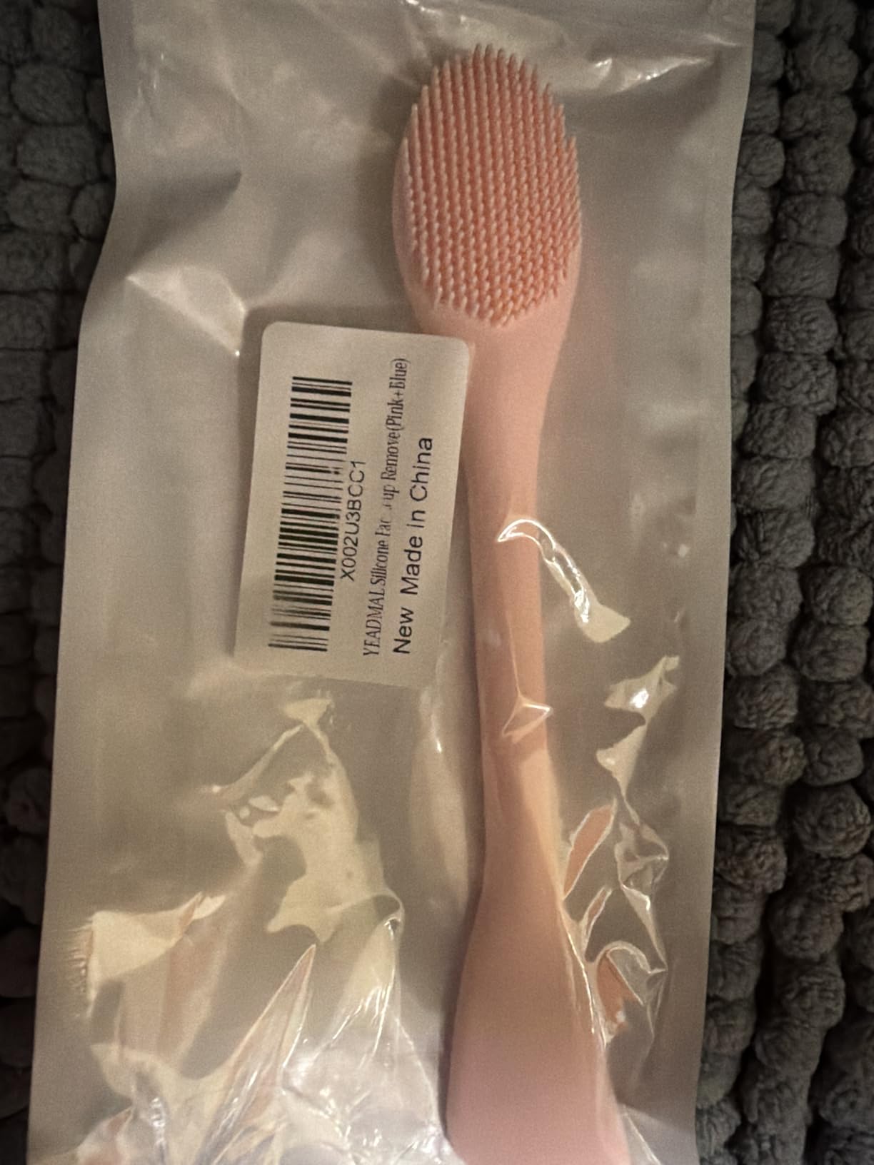 YEADMAL Silicone Face Scrubber, 2 in 1 Face Mask Brush, Pore Brush, Blackhead Remover, Facial Cleansing Brushes, Face Mask Applicator for Mud, Clay(Pink+Blue) 2 PCS