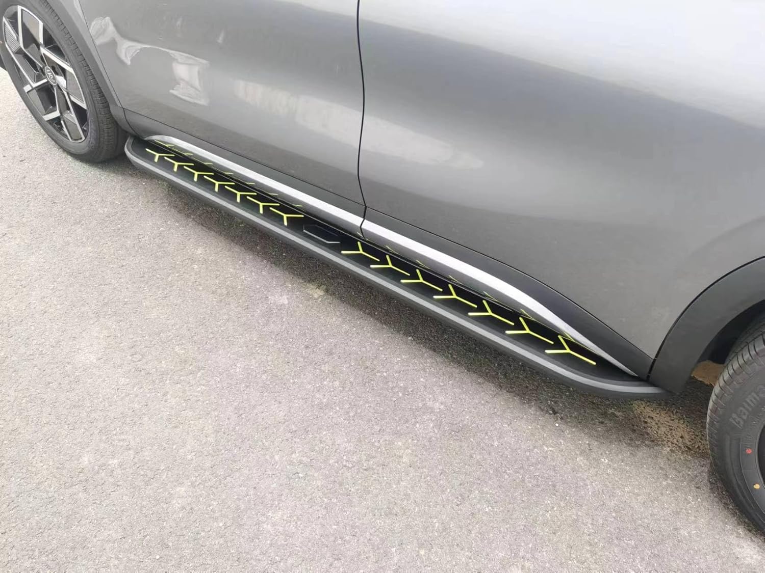 2pcs fit for Rivian R1T R1S 2021-2024 SUV Side Step Running Boards NerfBar Accessories Aluminium Pedal Yellow(with Brackets)