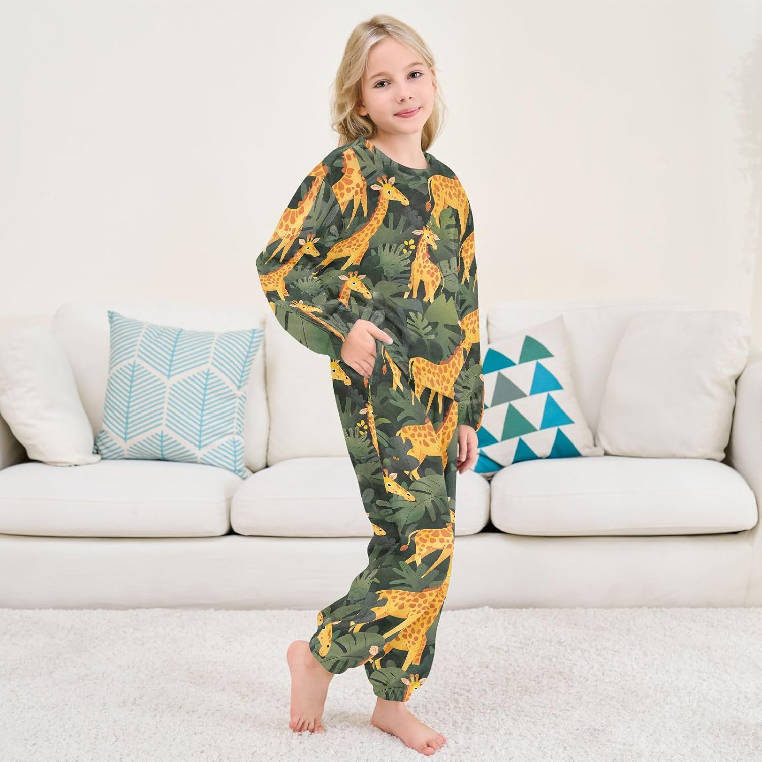 Kids Flannel Sets Giraffe Tropical Leaves Warm Plush Relaxed Clothing for Boys and Girls