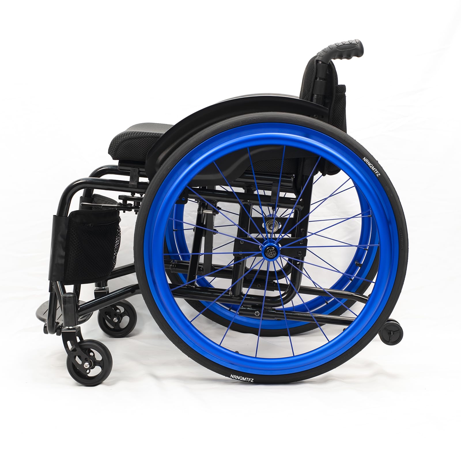 Silla de ruedas deportiva plegable ultraligera todo terreno, reposapiés ajustable y altura del asiento, aleación de aluminio autopropulsada, silla de ruedas manual portátil con antivuelco,