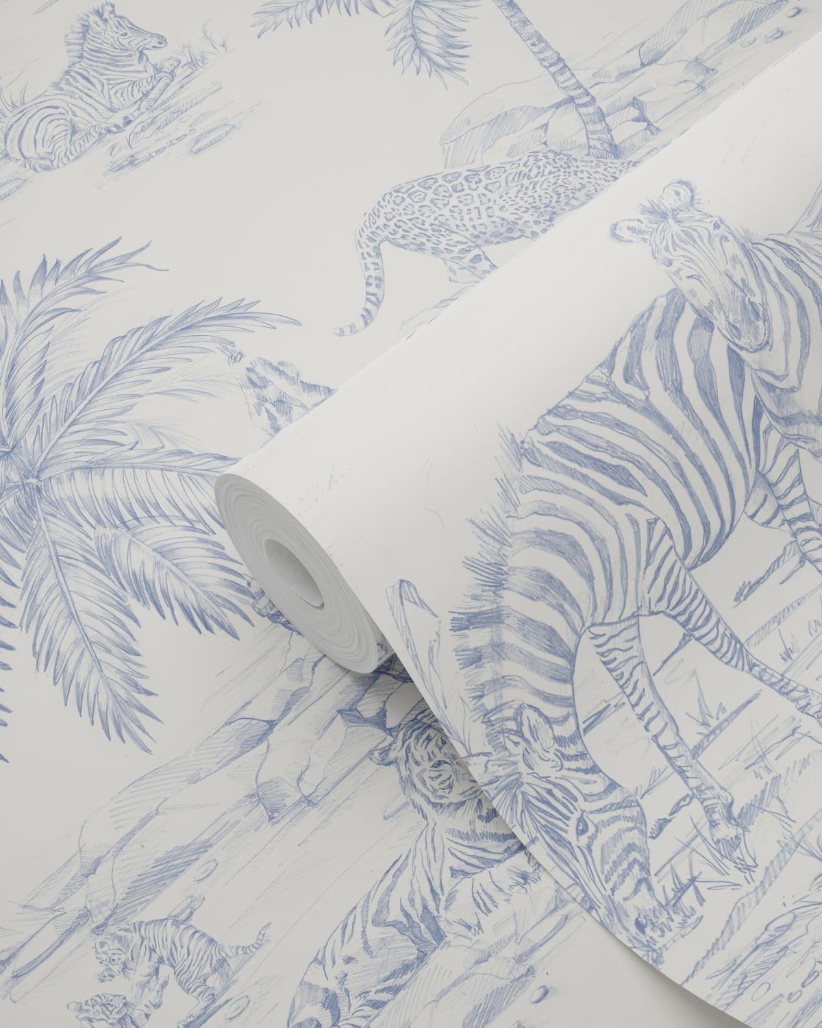 papier peint toile de jouy jungle bleu et blanc 0.53 x 10.05 m - ESTAhome