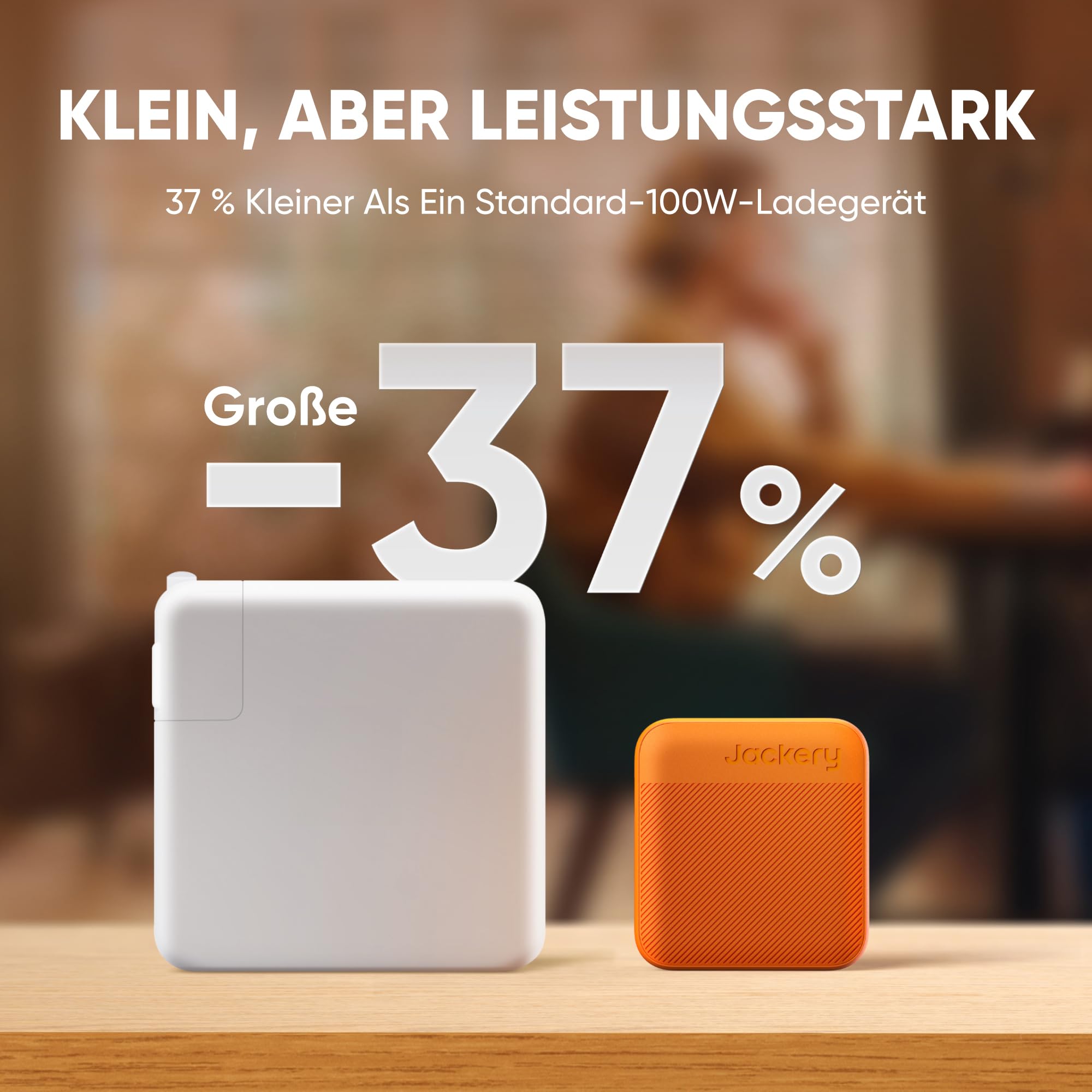 Jackery 102W GaN Schnellladegerät mit 3 Anschlüssen – 2×100W USB-C & 18W USB-A, PD3.0/PPS/QC4.0, kompatibel mit Explorer 100 Plus/240 v2/300 Plus | Zwei USB-C-Anschlüsse, 100W Blind-Steckladen, perfekt für Heim-Setups, Ein Ladegerät für meisten Geräte