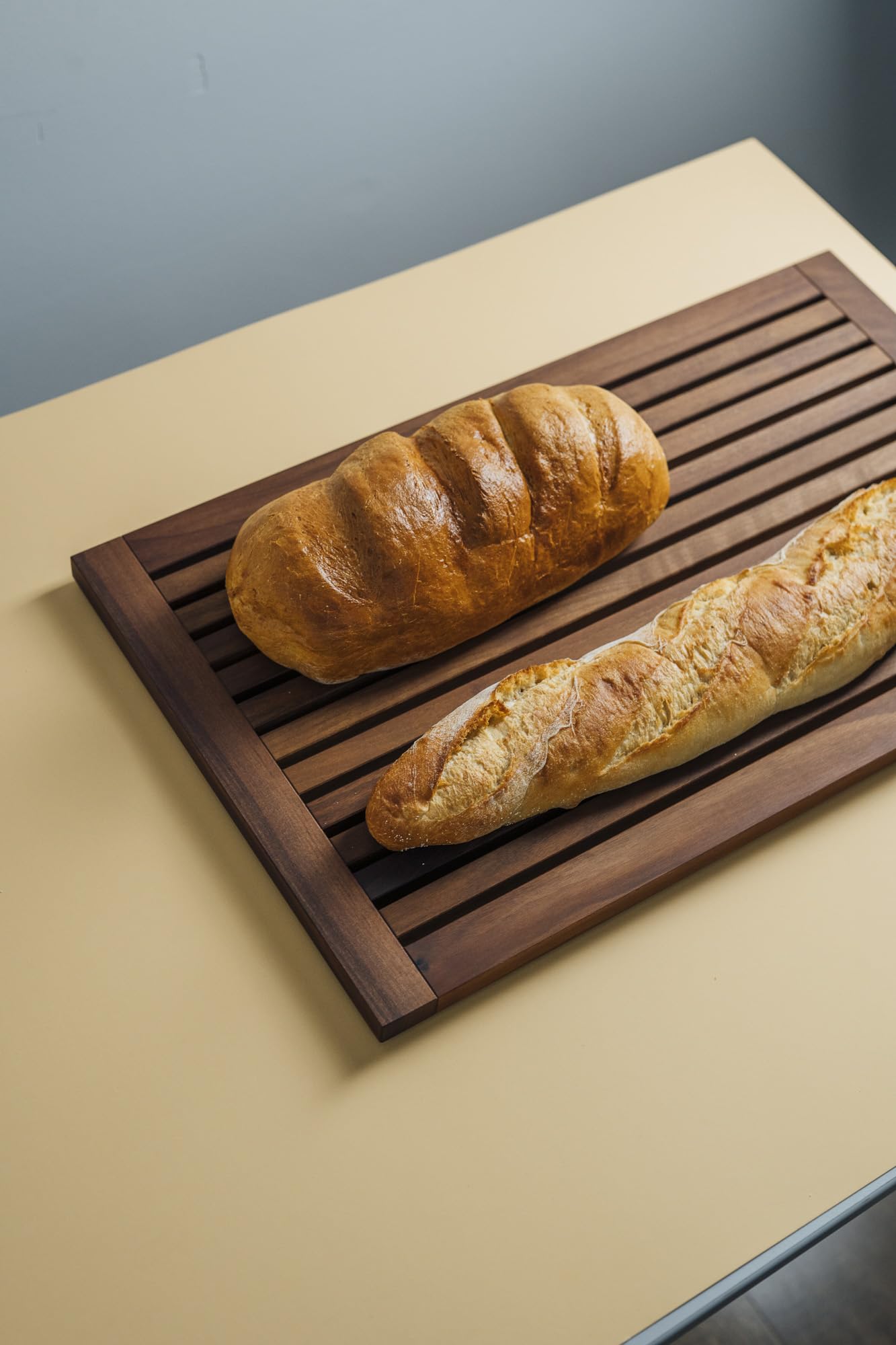 APS 763 Schneidebrett, 58,5 x 35 cm, H: 2 cm Walnuss, geölt