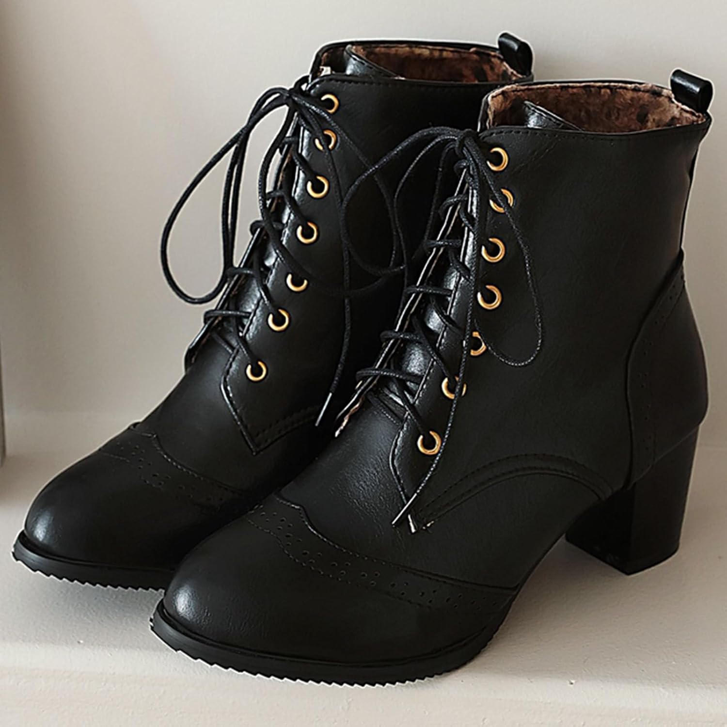 UniqueStride Women's Brogue Ankle Boots Lace Up Bootie with Chunky... - 第 35/35 張圖片