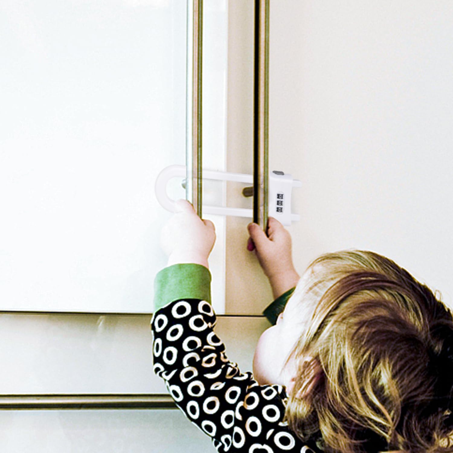Paquete de 4 cerraduras deslizantes en forma de U multifuncionales para gabinetes de seguridad infantil, clips ajustables a prueba de bebés para armarios del hogar, puertas de refrigerador, pomos de