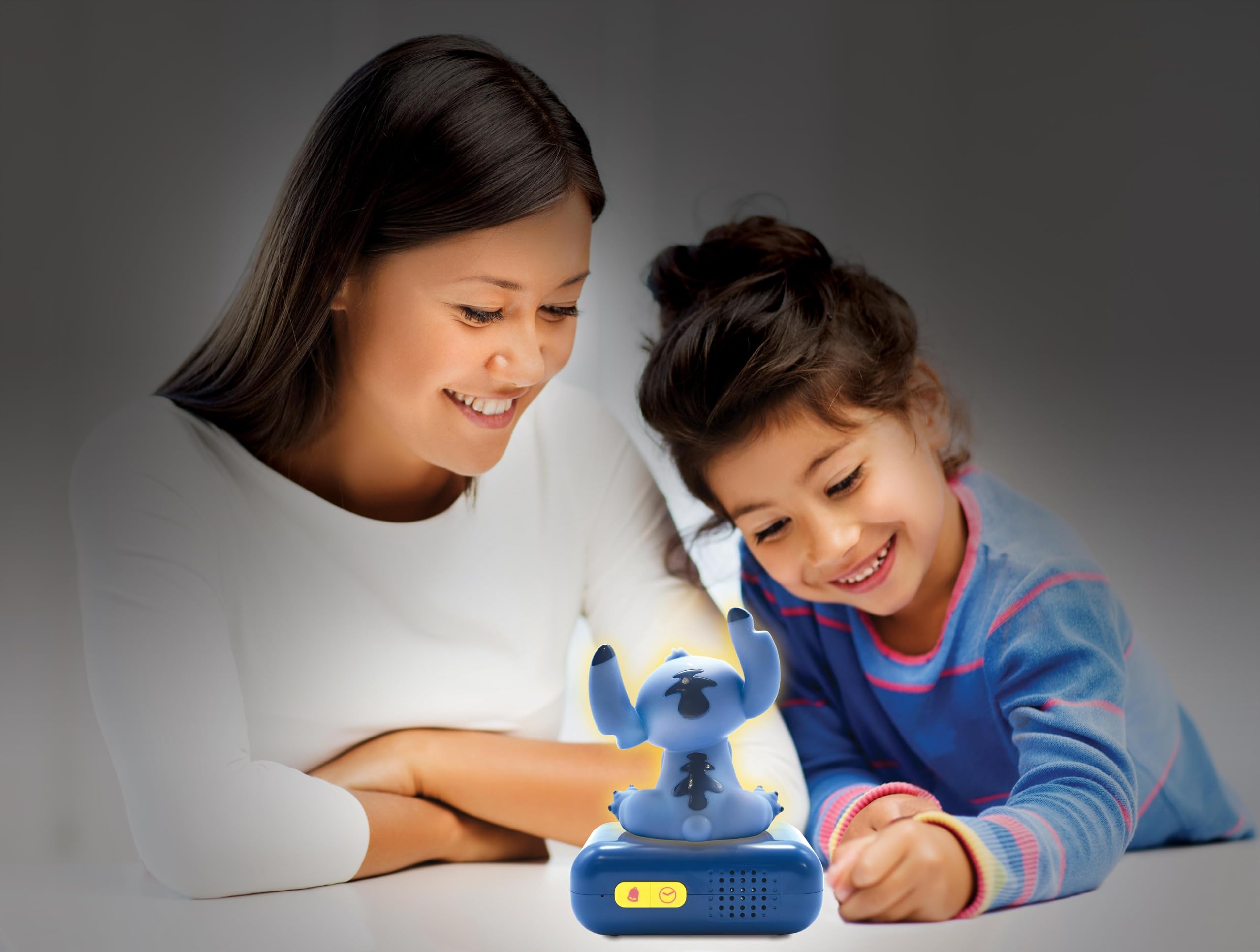Lexibook, Disney Stitch, Sveglia notturna Stitch, Suoni e melodie, Schermo LCD retroilluminato, Luminoso, Snooze, Blu, RL800DLXB