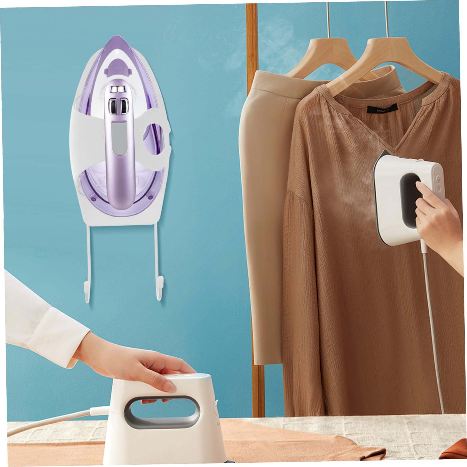 Porta Asse da Stiro da Parete Bianco in Abs per Lavanderia | Supporto per Ferro e Asse, Design Multifunzione Termoresistente, Soluzione Ordinata per Stanza Bucato