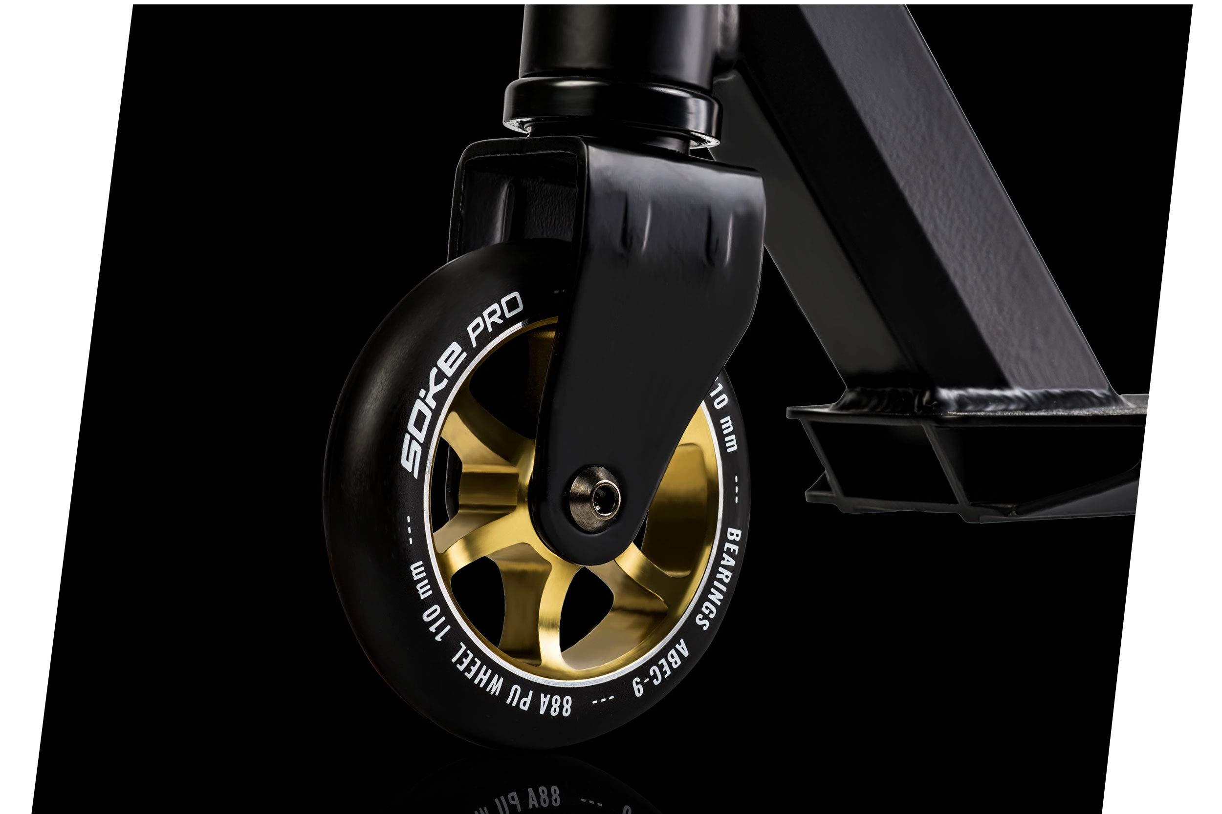 SOKE Stunt Scooter Pro Kick-Scooter con rodamientos de Bolas ABEC 9 Trick Scooter para Adultos y niños Dos Ruedas Freestyle Cityroller | 2 Ruedas | Capacidad de Carga 100kg (Negro-Oro)