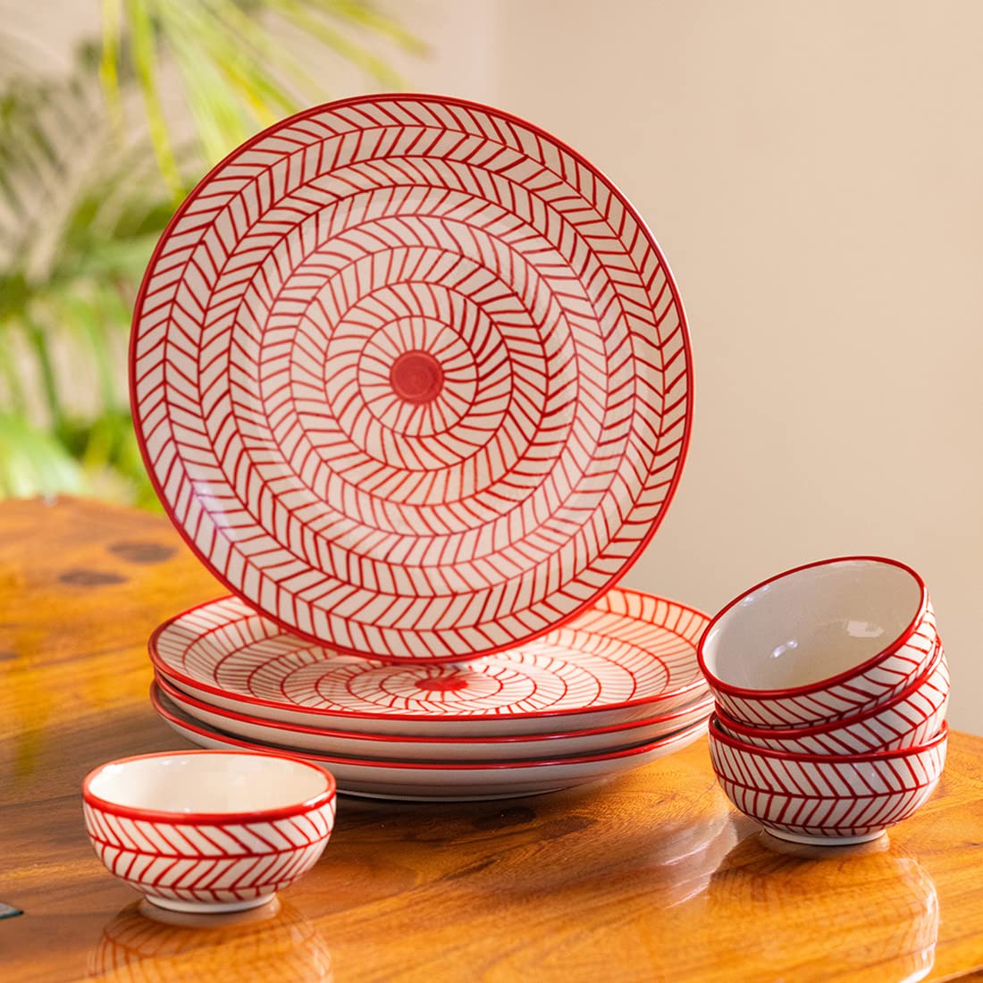 ExclusiveLane 'Red Chevrons' Handpainted Ceramic Dinner Set (8 Pieces