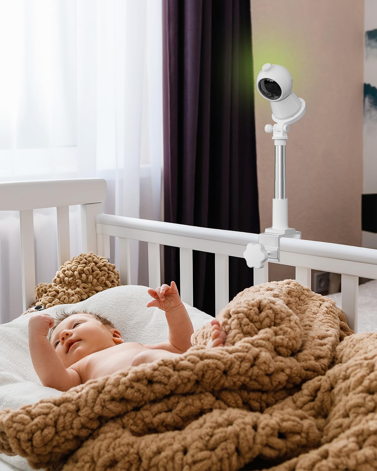 Mount with camera monitoring baby