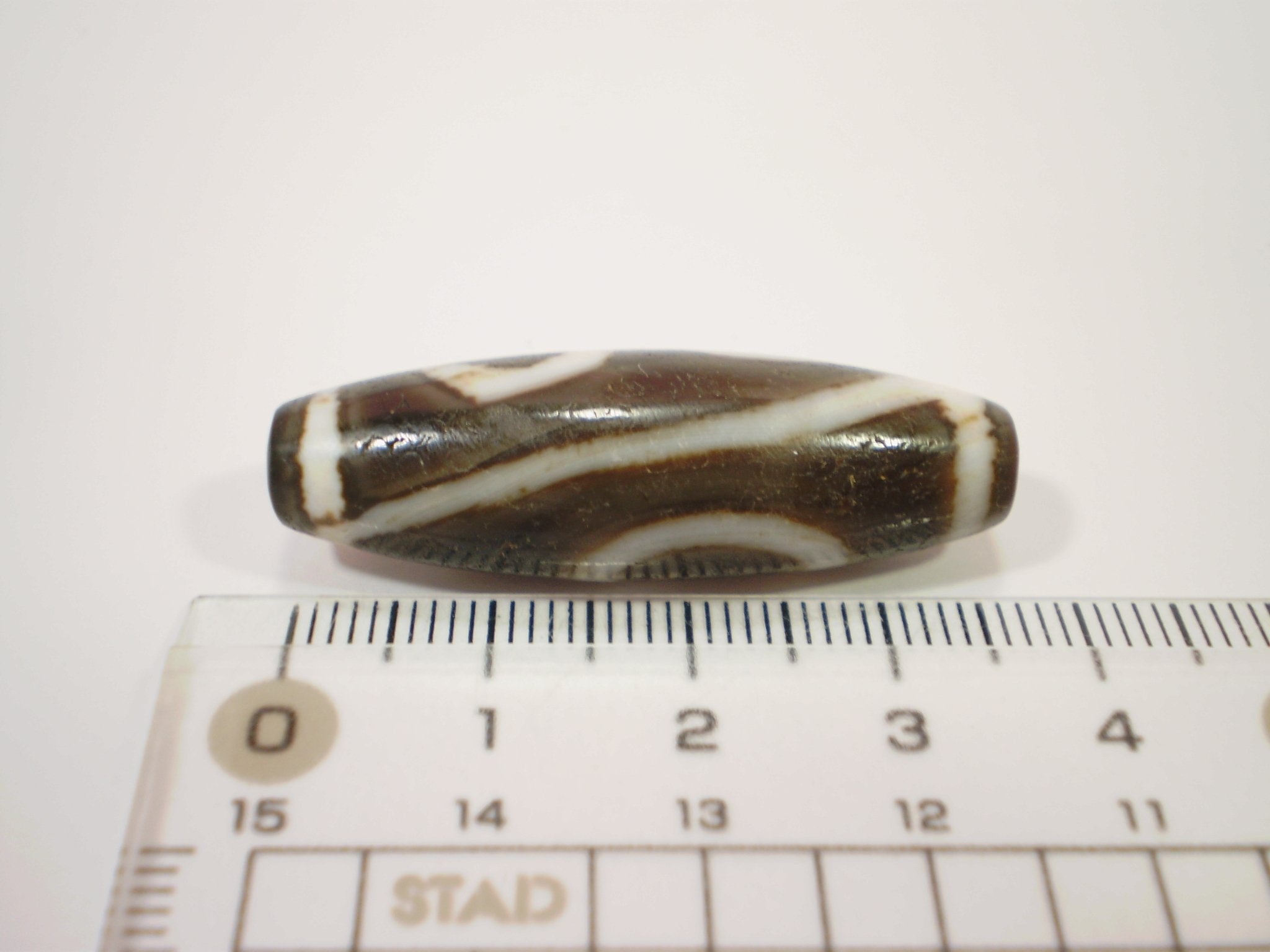 Amazon.co.jp: 【蔵出し/希少老礦天珠】特殊三眼天珠（とくしゅさんが