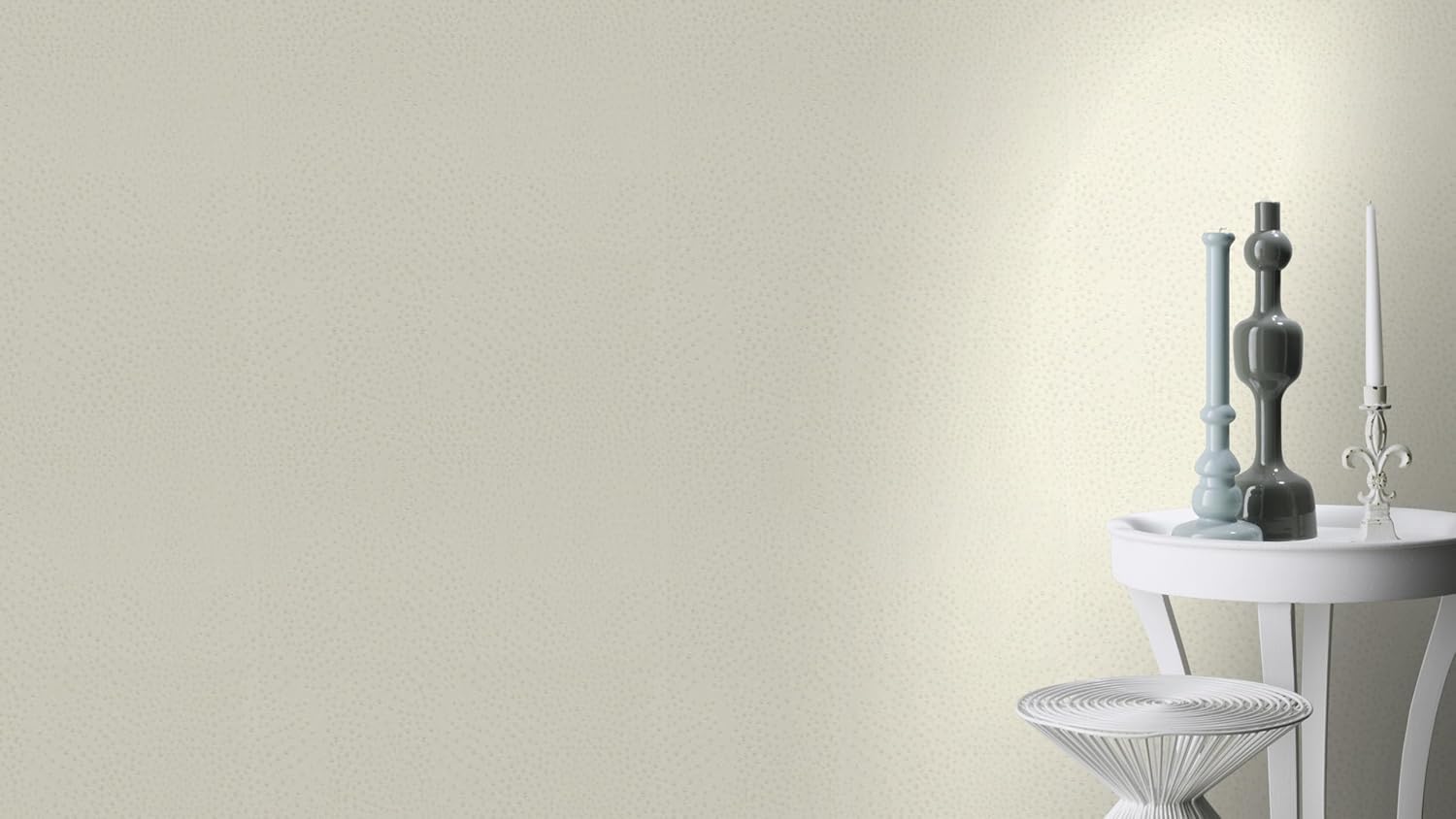 Rasch Wallpaper 751536 - Cream White Non-Woven Wallpaper with Leather Look Ostrich Skin Look from The African Queen III Collection