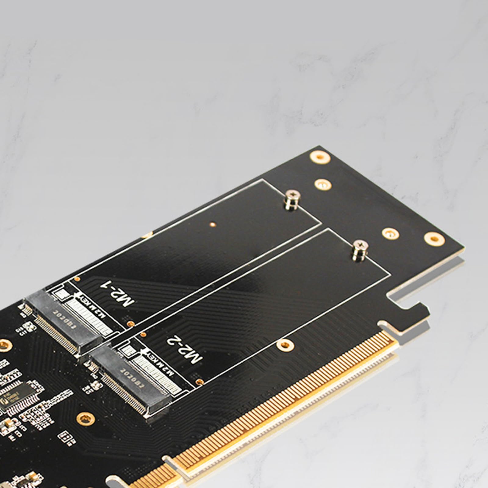 Scheda di espansione PCIe 5.0 X16 NVMe HDDs 4 slot per unità e RAID 0/1/5 per trasferimento dati ad alta velocità HDDs Array Adapter