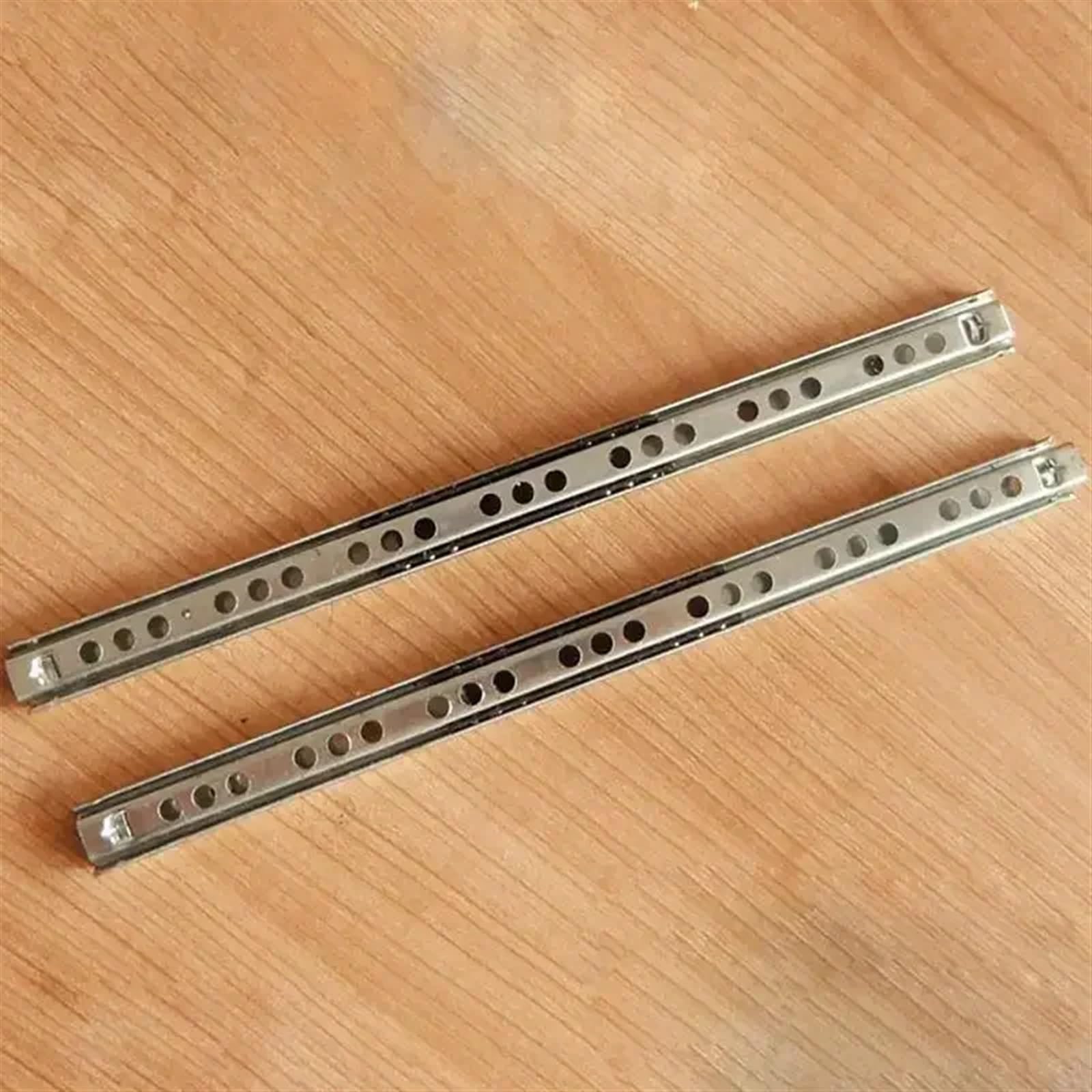 Prowadnice kulkowe, Dwusekcyjne prowadnice do szuflad z łożyskami kulkowymi ze stali, szerokość 17 mm, opakowanie 2 szt., srebrne, różne rozmiary(214mm)