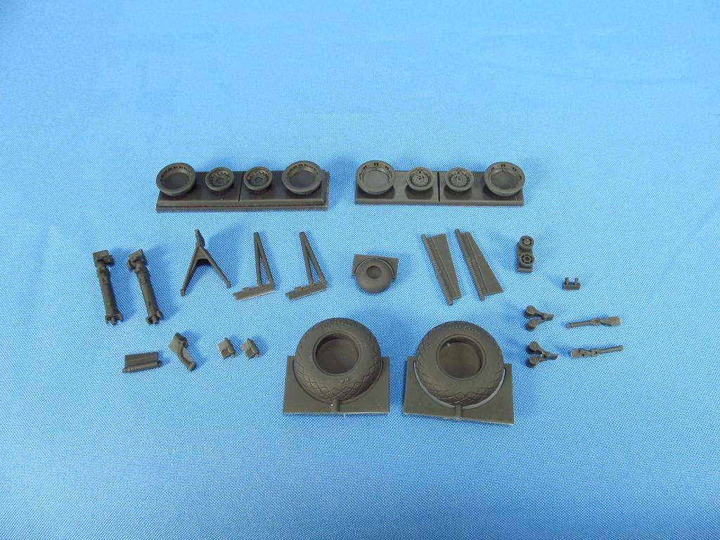B-17. Wheels uncovered (Revell/Monogram) 1/48 MDR4866 Scale Model Resin kit