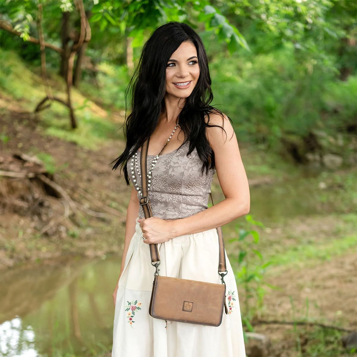 STS Ranchwear Womens Baroness Evie Distressed Brown Leather Clutch Bag