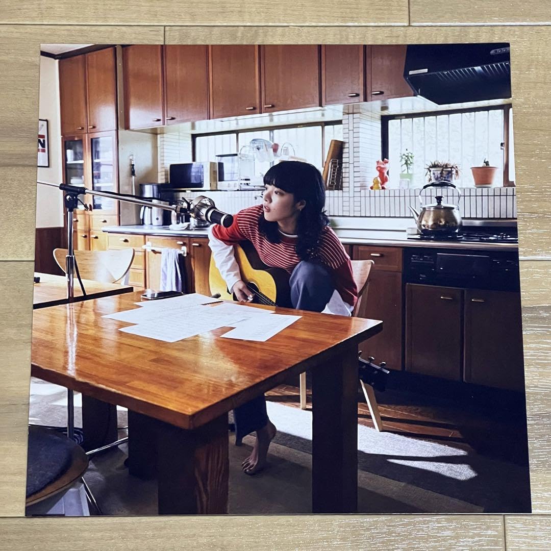 Amazon.co.jp: あいみょん 初回限定版 限定ミニポスター おいしい