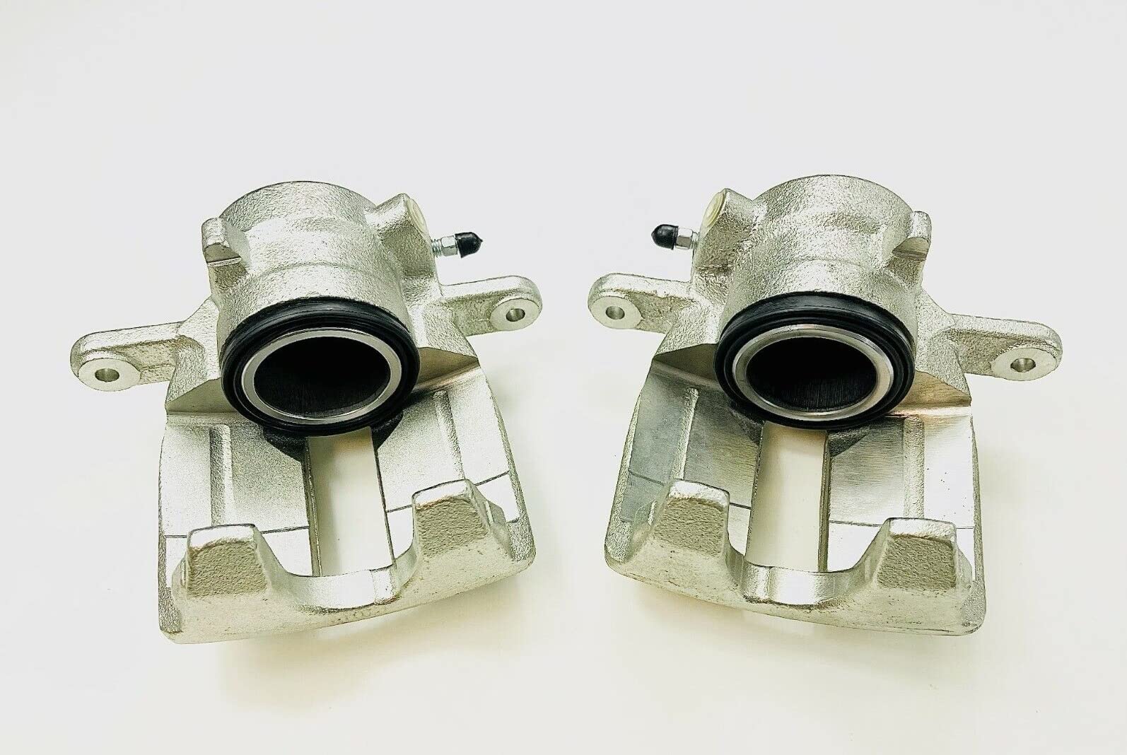Étriers de frein avant W245 à pression hydraulique stable