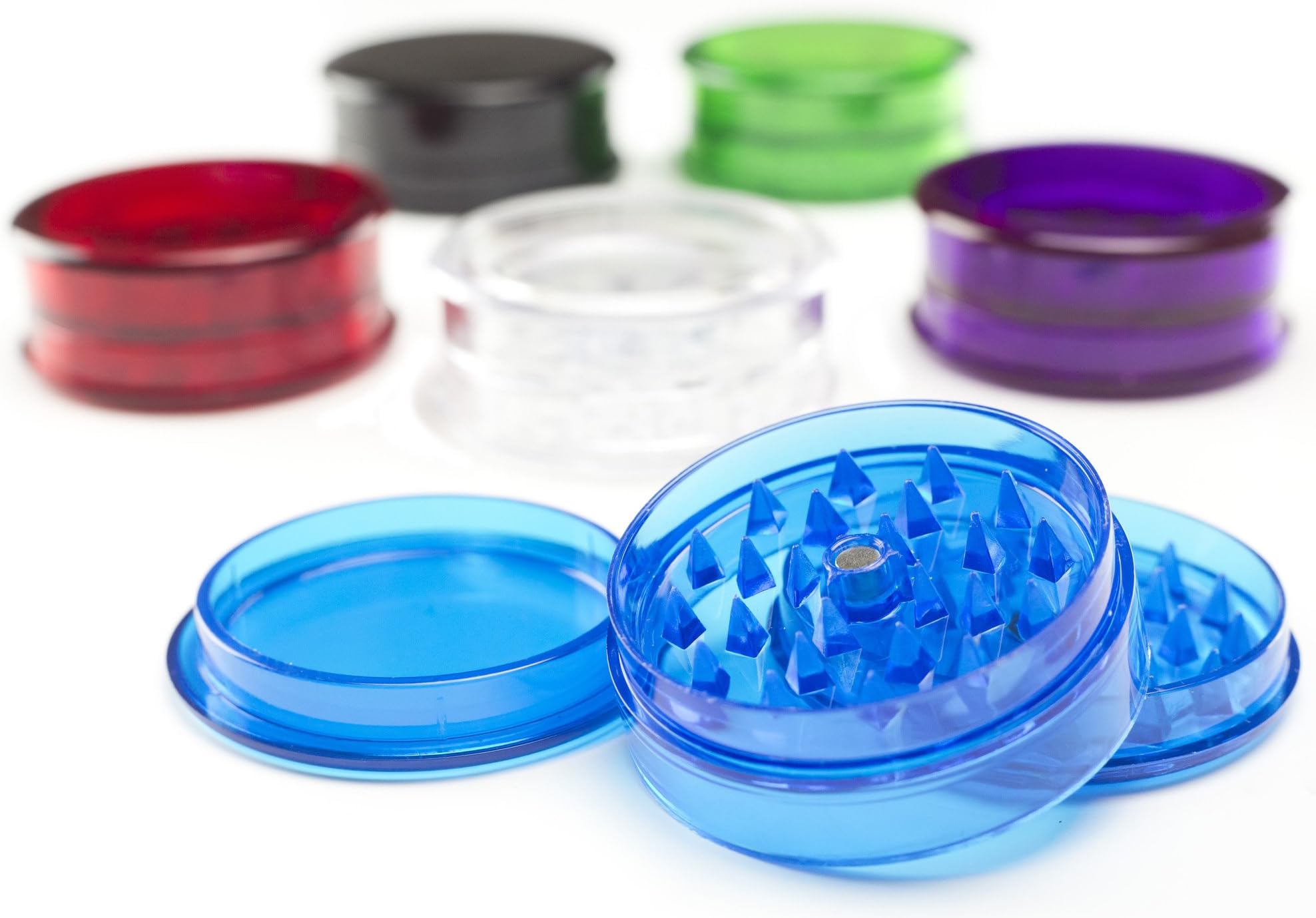 Plastic Herb Magnetic Grinder 3 Part Shark Teeth Assorted Colours (Green)