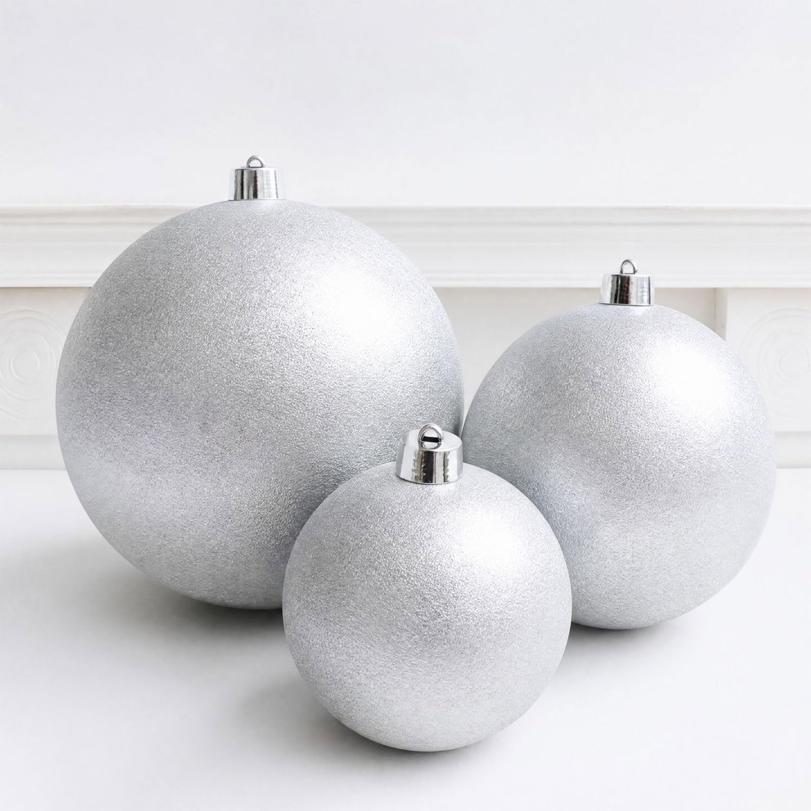 Générique Boules de Noël à Suspendre en Argent Scintillant 25, 30, 40 cm pour décoration d ' Arbre, plastomère Scintillant, Installation Simple Fine et permanente pour Les fêtes de Fin d ' année