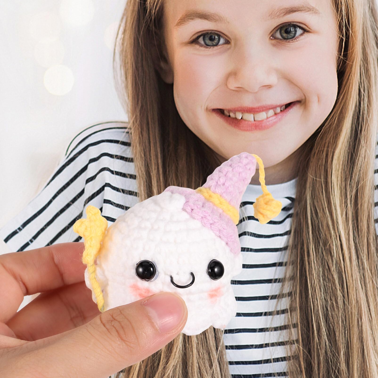 ABOOFAN Crochet Ghost Doll Hand Woven Little Ghost Woolen Yarn Cute Ghost Halloween Mini Ghost Ornament for Keychain Bag Car Keyring Charm Handbag Bag Purse Pendant