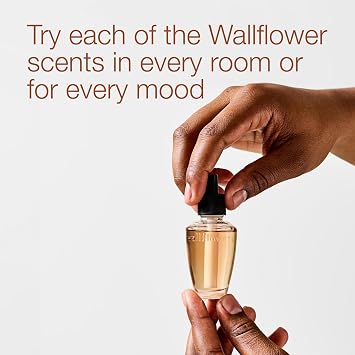 Bath & Body Works Warm Vanilla Wallflowers Refills - Plug-In Air Freshener Refill for At-Home Use - Always-On Fragrance - Natural Essential Oils - Room-Filling Fragrance - Thoughtful Gift - 6-Pack
