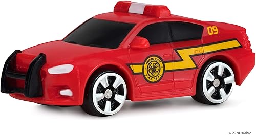 Miniatura 4 de Micro Machines World Packs Fire  Rescue - Cuenta con 5 vehículos altamente detallados escalera y camiones pesados ambulancia coche de mando jefe de