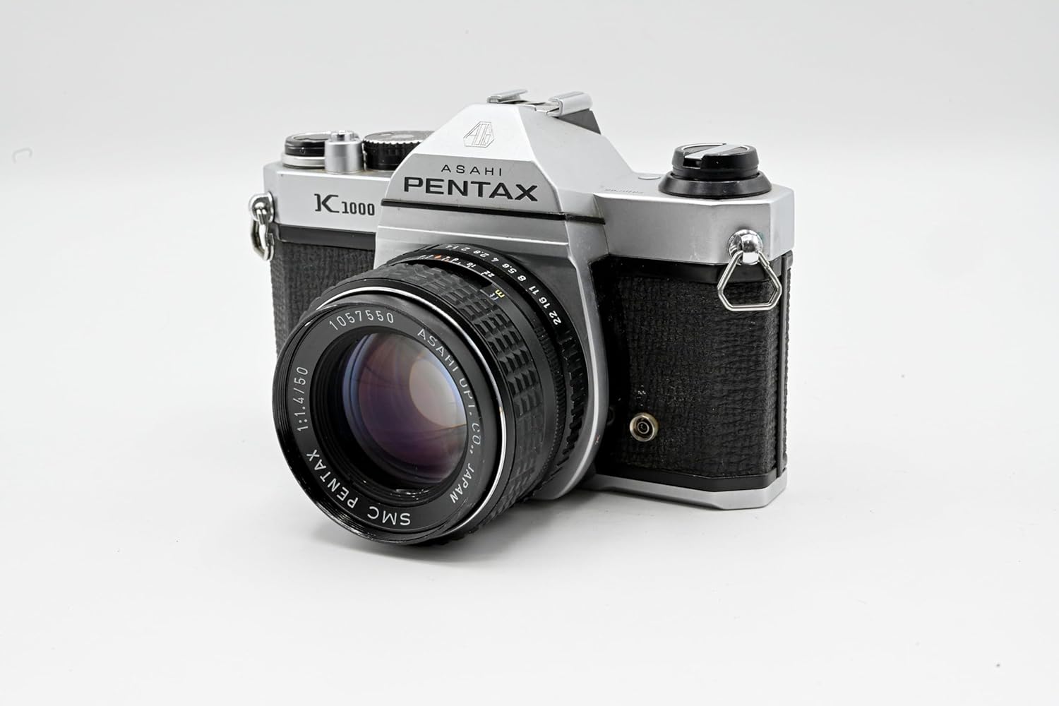 Pentax K1000 Manual Focus SLR Camera with Pentax 50mm f/1.4 K-Mount Lens (Renewed)