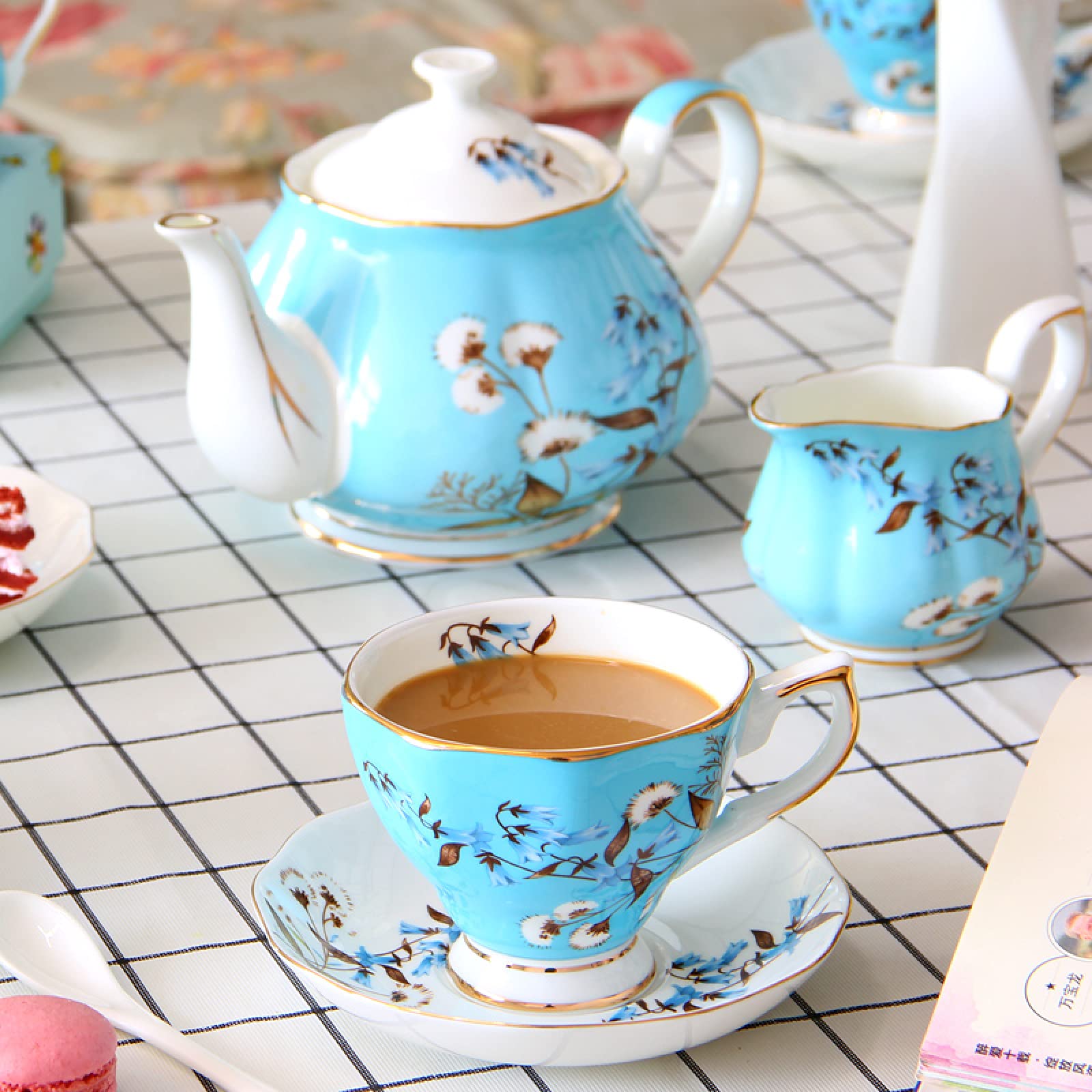 Amazon.com: ECBCUEG 15 Pieces Porcelain Tea Set Vintage Blue Tea