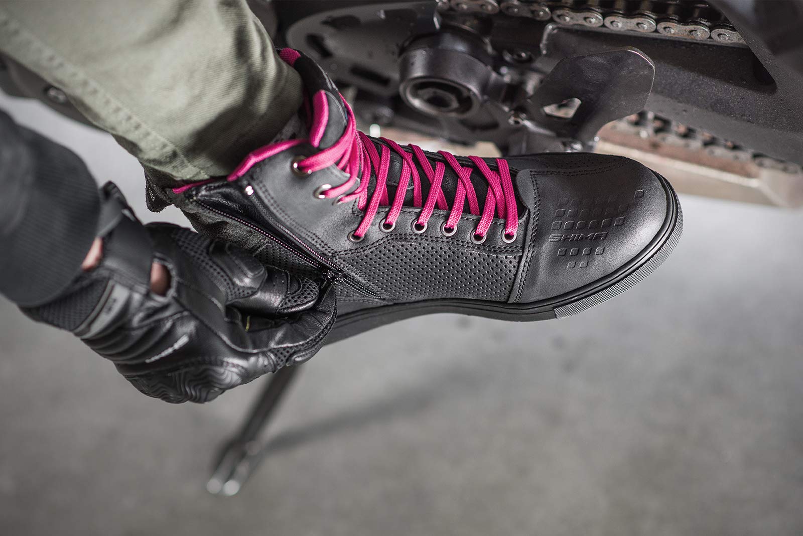SHIMA Rebel WP, Impermeabili Scarpe Moto Donna| Traspiranti, Rinforzate Stivali Moto in Pelle, Supporto alla Caviglia, Suola Antiscivolo, Impugnatura del Cambio