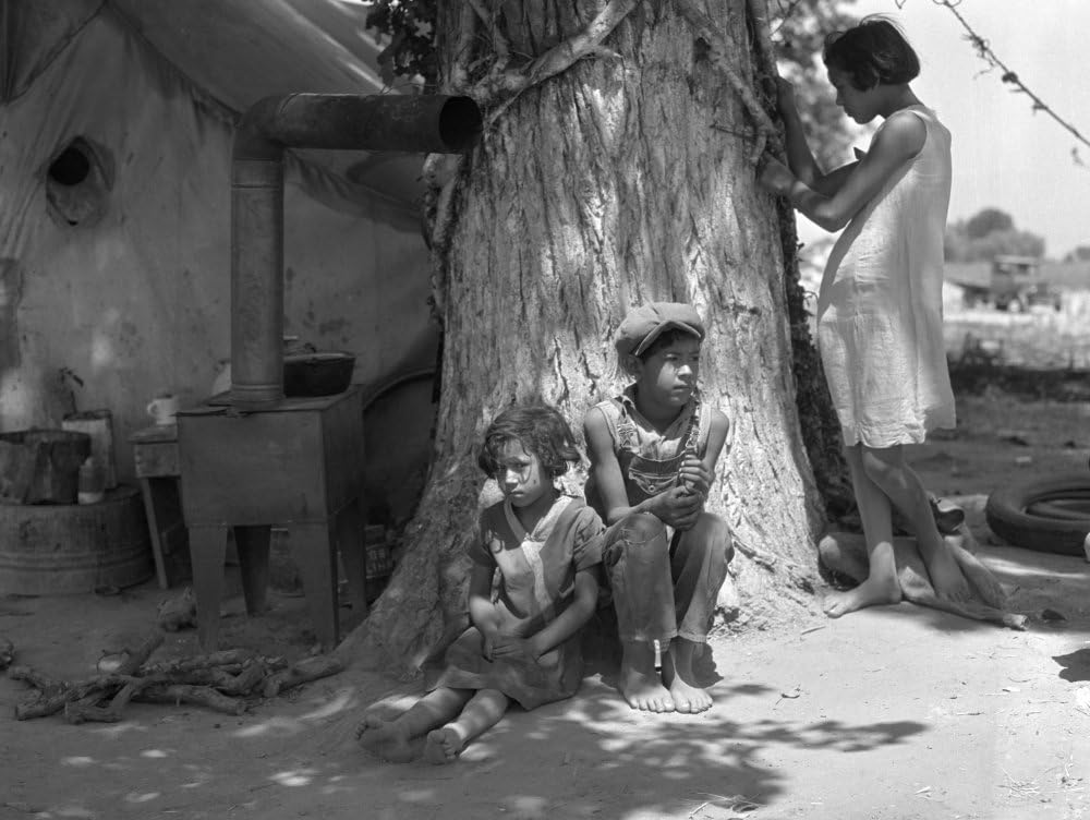 Amazon｜Child Labor 1935 Nmotherless Children After A Day Work In The