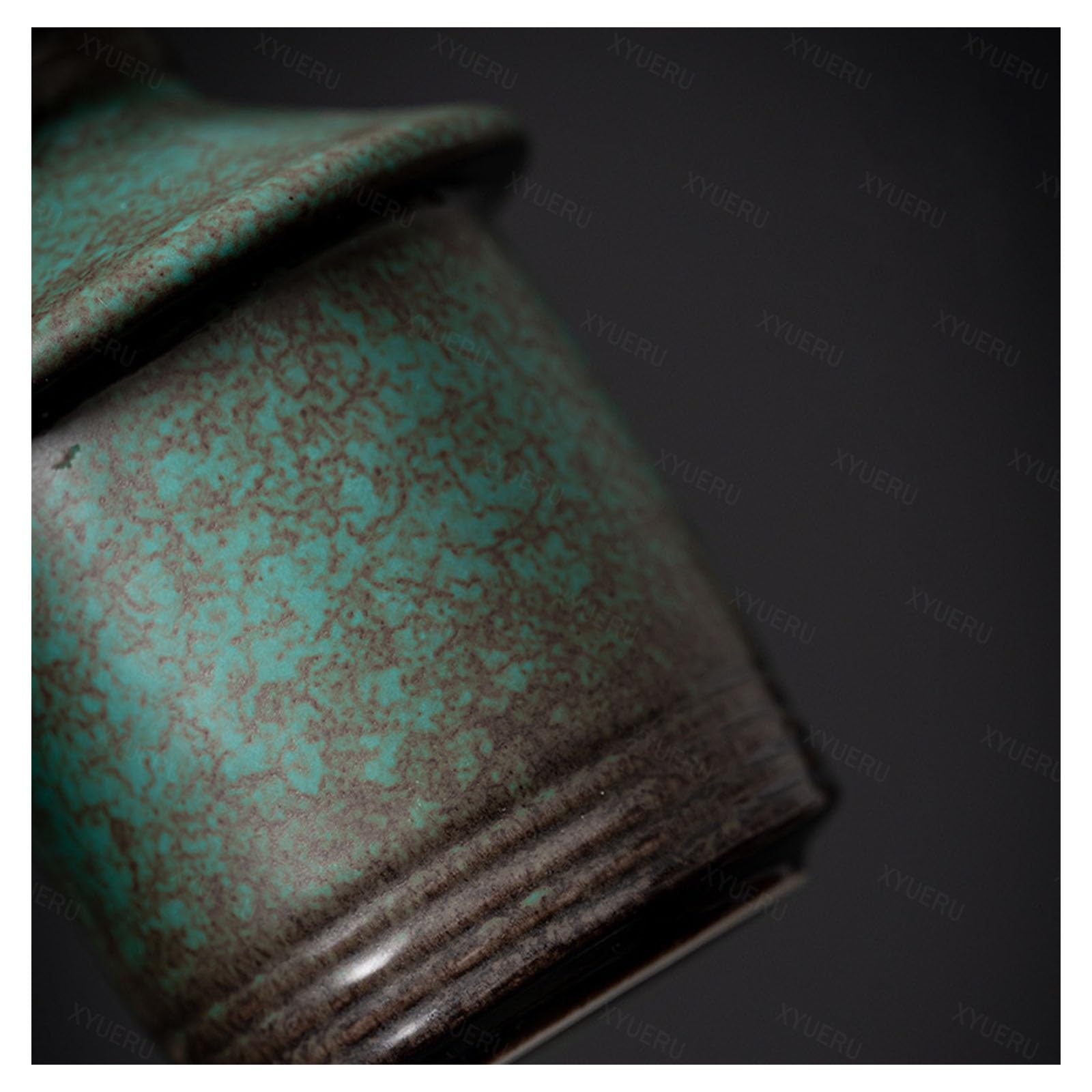 Set Composto da brocca e Tazze in Ceramica per Sake Giapponese, bollitore Tradizionale per liquori, Ideale per la casa e Il Ristorante, Perfetto per servire e conservare Il Sake.