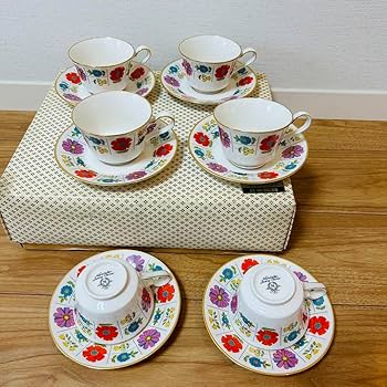 ノリタケ　昭和レトロポップ　ポット＆クリーマー　アイボリーチャイナ Amazon.co.jp: ノリタケ レトロポップ アイボリーチャイナ 花柄