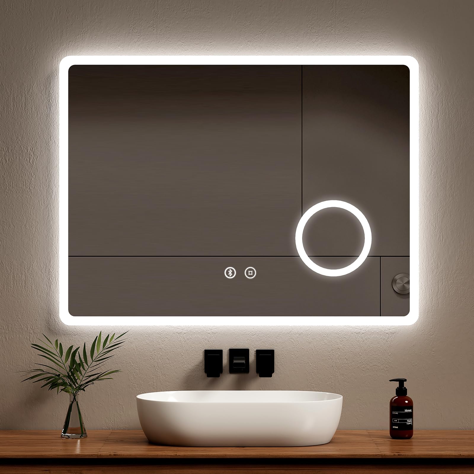 EMKE Espejo de baño retroiluminado Bluetooth con Enchufe para afeitadora de 800 x 600 mm, Espejo LED multifunción montado en la Pared con Luces, Almohadilla antivaho y Lupa 3X [Horizontal]