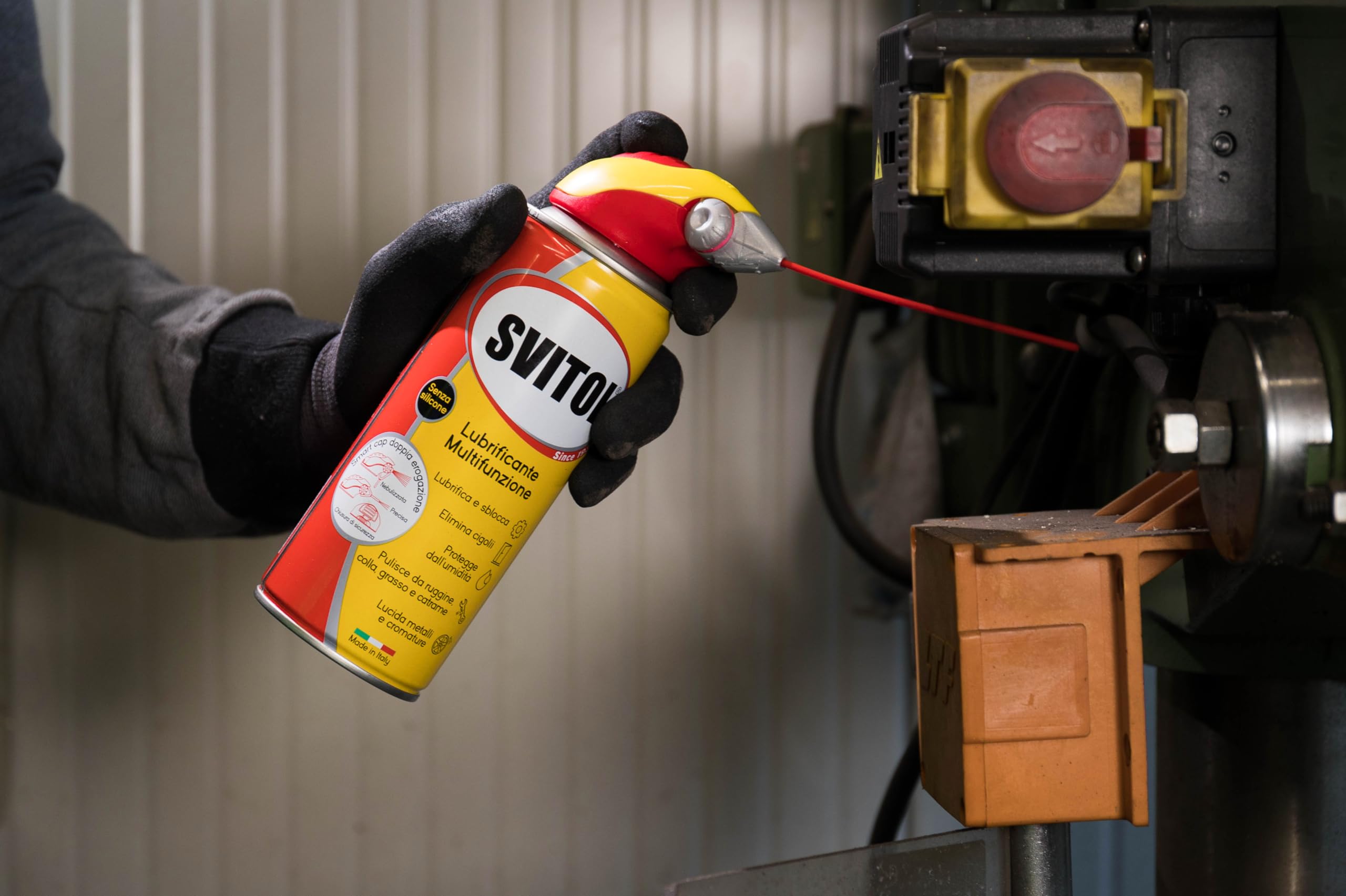 SVITOL Lubrificante Spray 400 ml con Cannuccia, Oli sintetici, Additivi anti-usura, Riduce attrito, Previene ruggine, paglierino, Trasparente