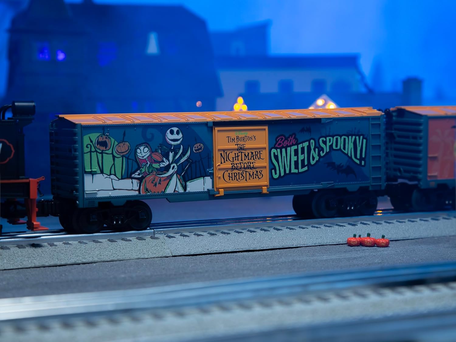 Lionel Disney Nightmare Before Christmas Glow in The Dark Boxcar, Halloween O Gauge Model Train Car, Jack Skellington, Age 14+