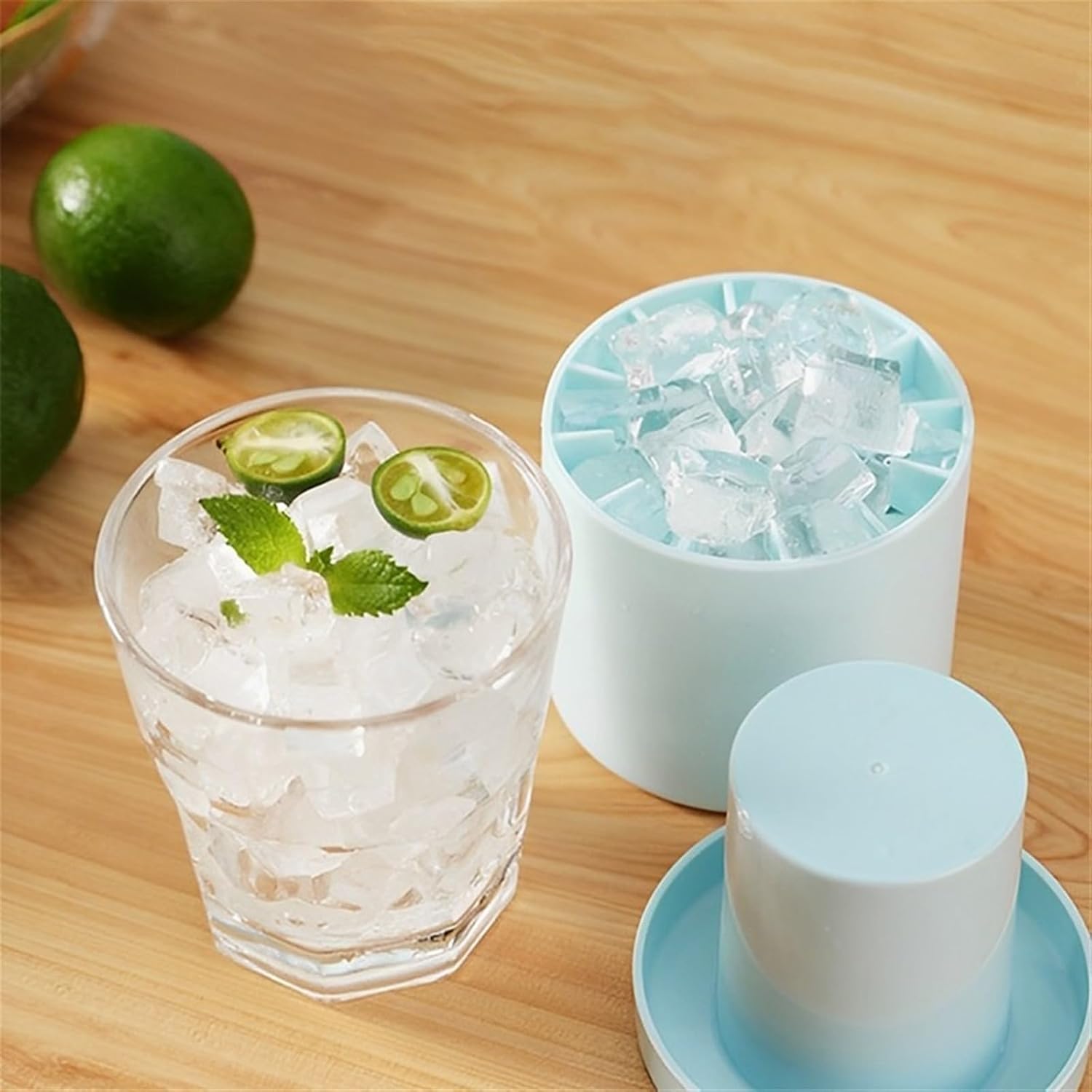 Ice Bucket 1 Silicone Ice Bucket Cup Mold Cube Tray Quick Freeze Creative Design Frozen Drinks Chilled Whiskey Beer Drinks and Wine Cooler(Gris)