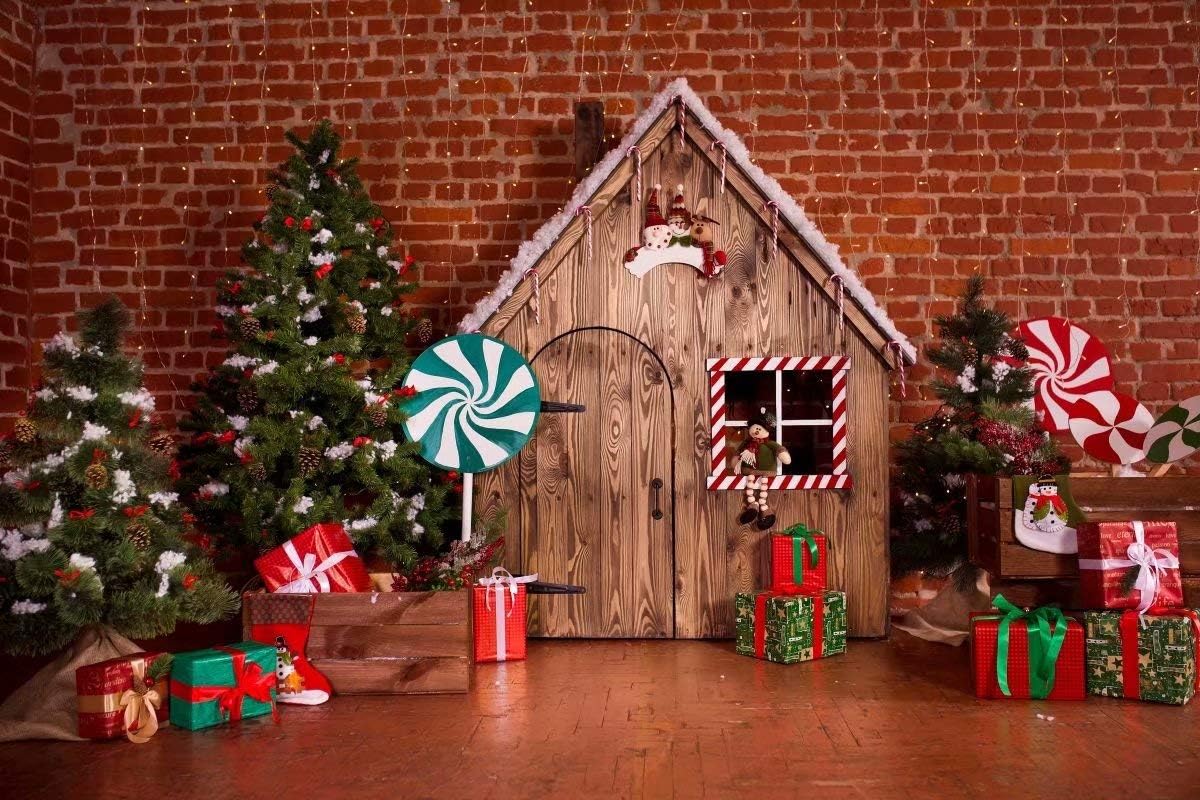 BELECO 8x6ft Fabric Christmas Gingerbread House Backdrop Red Brick Xmas Room with Gingerbread House Xmas Tree Gifts Lollipops Candy Background