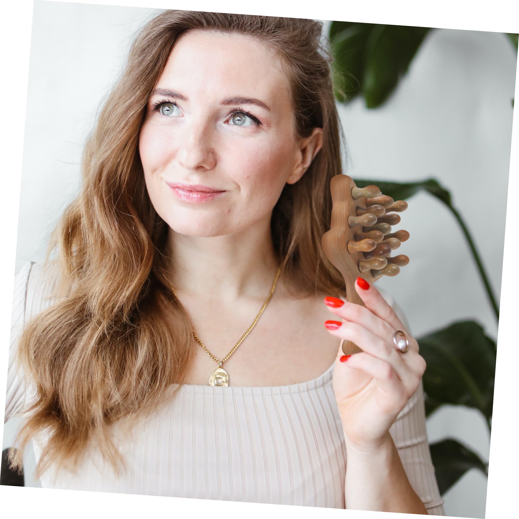 5 Stück Kreativer Massagekamm aus Holz Handgefertigter Körpermassager Massagewerkzeug für Kopfhaut und Körper für Tägliche Anwendung und Reisen Einzigartiges Design und Langlebige