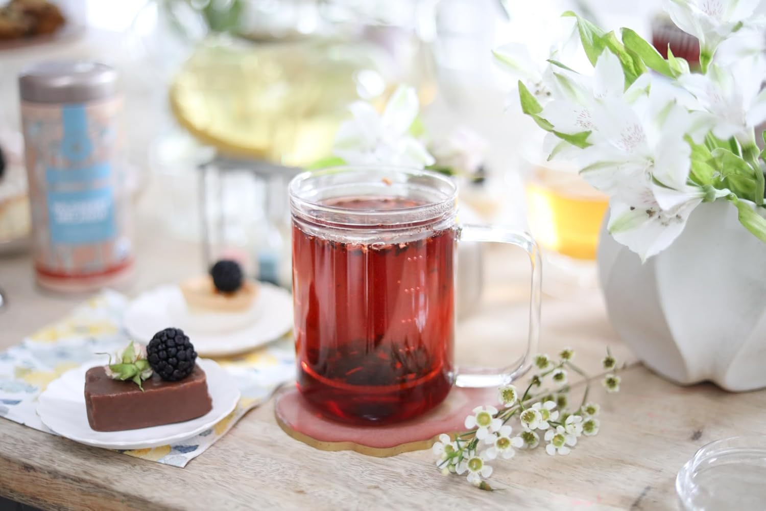 Teabloom Loose Tea Microdot Glass Mug with Lid – 12oz Single-Serve Borosilicate Glass Cup with Infuser for Hot and Cold Beverages - Image 2