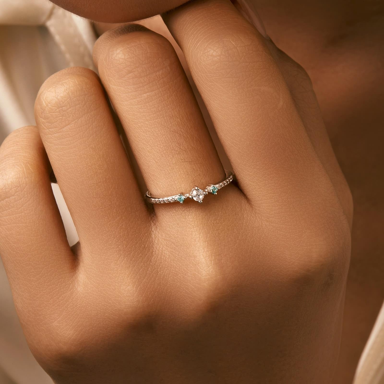 KnSam Anillo de boda de oro blanco 375 de 9 quilates, moissanit Au375 oro, delicado anillo apilable, anillo de eternidad, anillo de solicitud, joyas de oro auténtico, talla 56 (17,8), Oro blanco 375