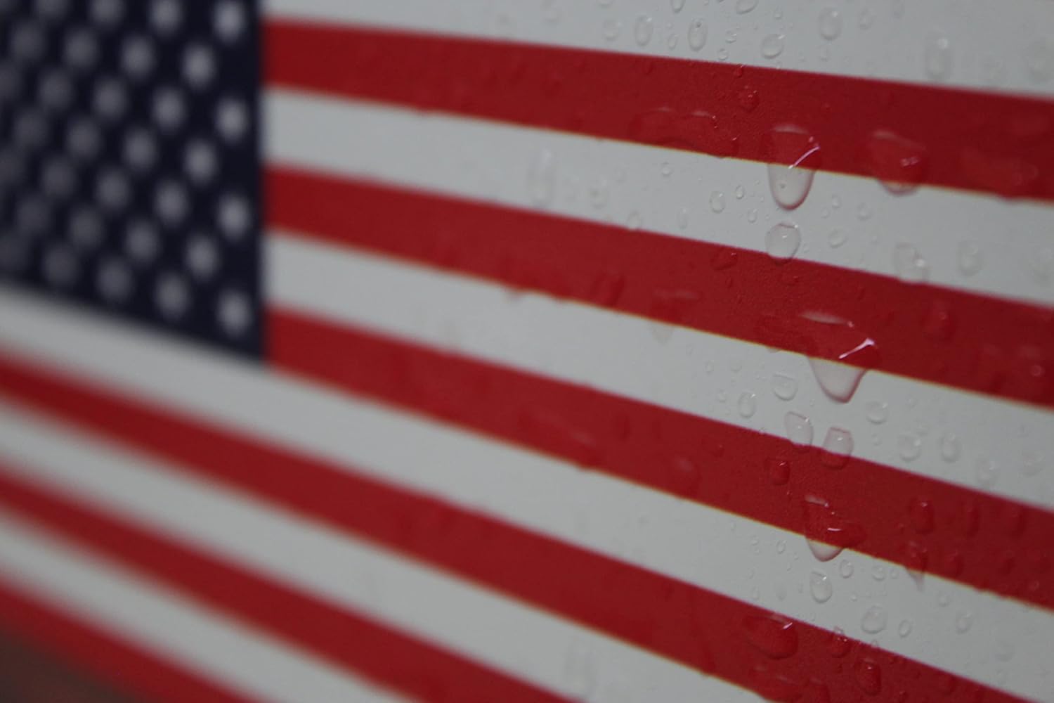 10 Pack American Flag Stickers - Made of 3M Vinyl - USA Patriotic Stickers - Bubble-Free Adhesive - Dishwasher Safe - Image 4